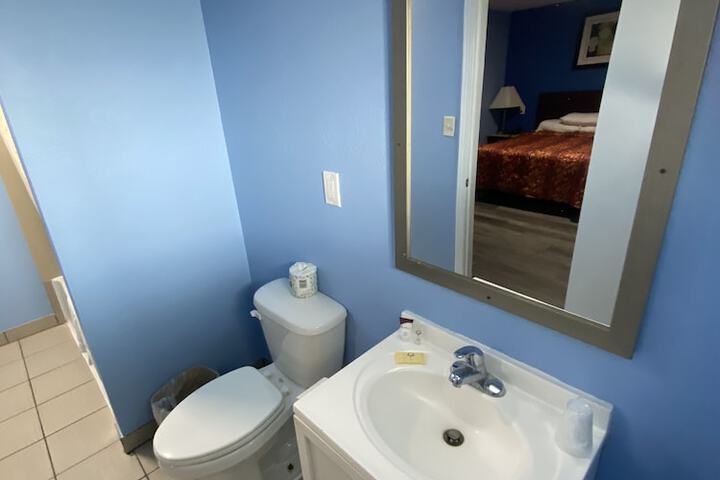 Room 56 of 95