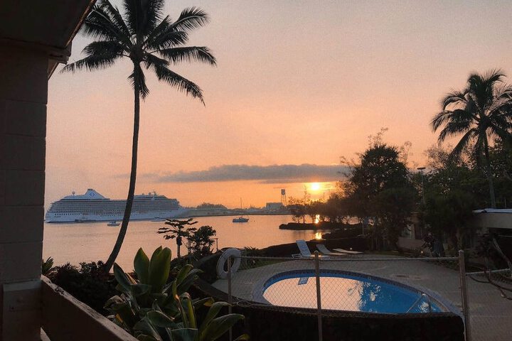 Hilo Reeds Bay Hotel