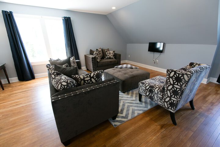 Room 12 of 20