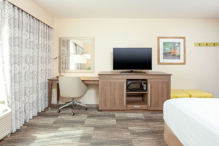Hampton Inn & Suites Niles / Warren