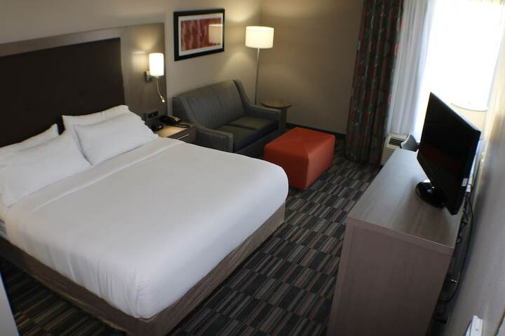 Room 5 of 21