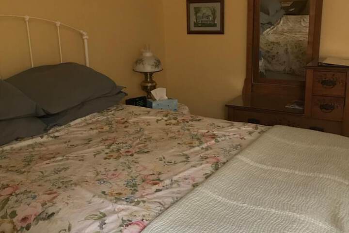Room 25 of 36