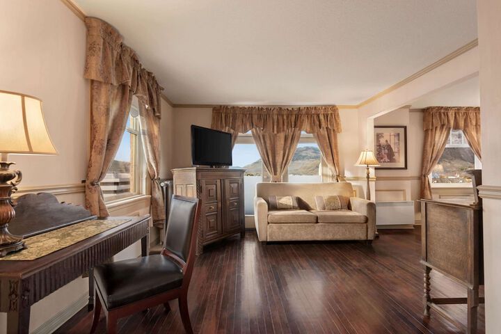 The Plaza Hotel Downtown Trademark Collection by Wyndham
