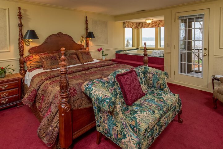 Goldmoor Inn