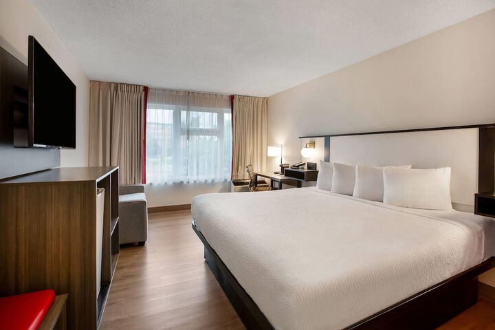Ramada by Wyndham Kingston