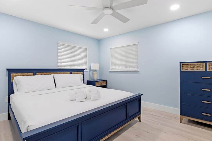 Room 35 of 62