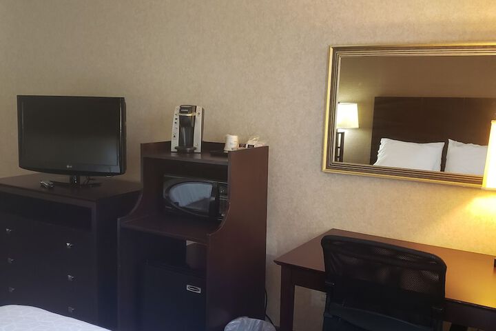 Holiday Inn Express Grove City by IHG