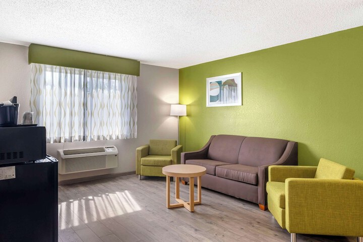 Quality Inn & Suites Delaware South