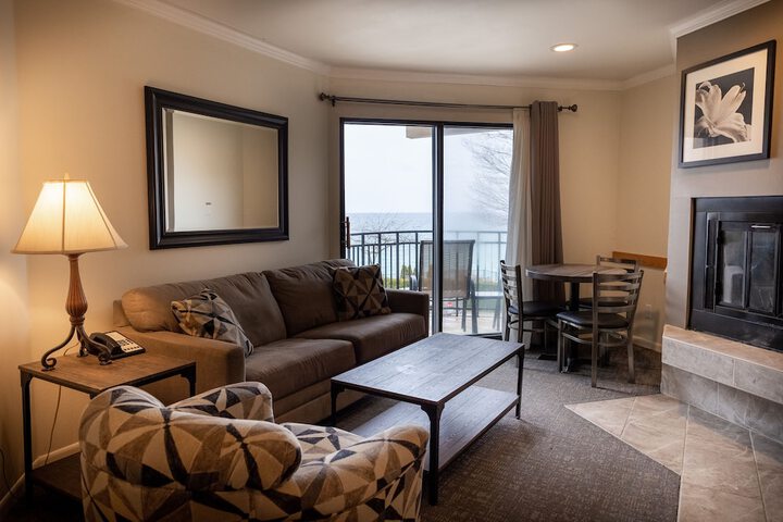 Room 14 of 26