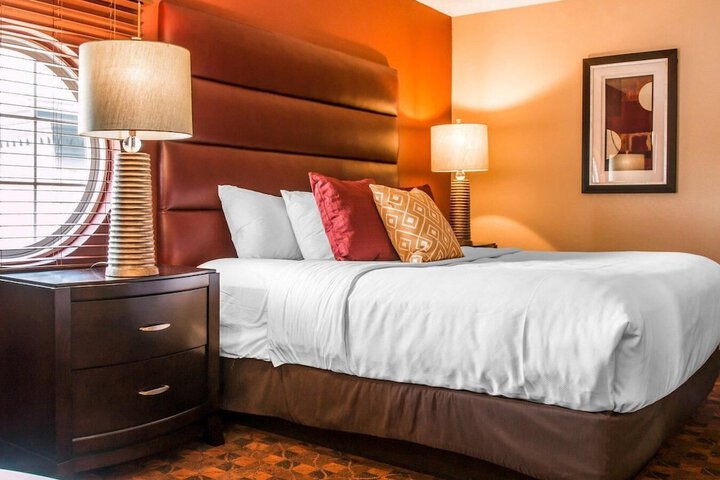 Comfort Inn & Suites and Conference Center