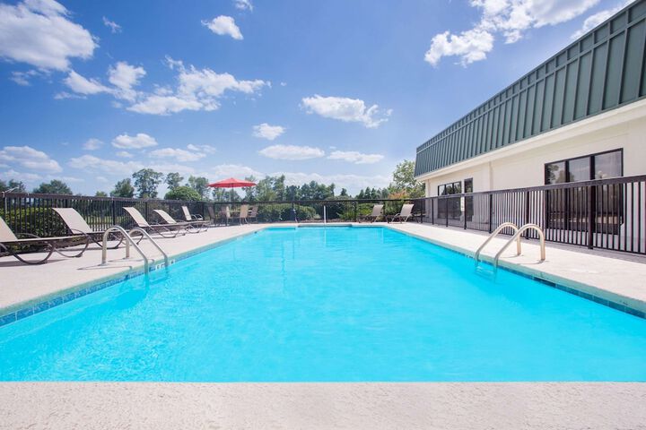 Pool 3 of 37