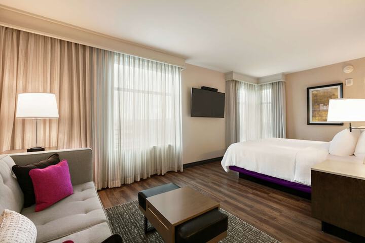 Room 30 of 62