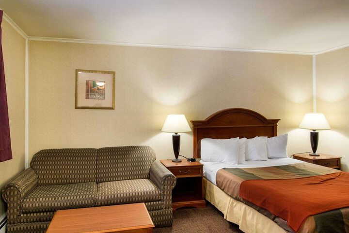 Room 14 of 30