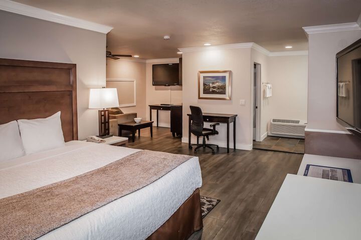 Room 8 of 29
