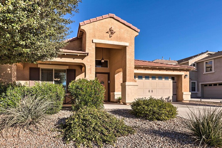 Maricopa Home w / Swim-up Bar Heated Pool & Slide