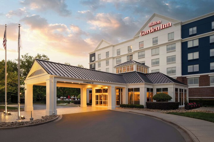 Hotel 2 of 42