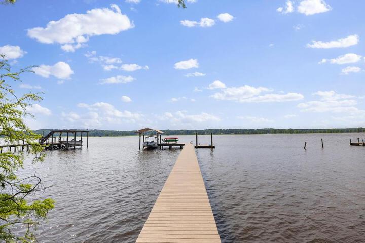 Chickahominy Riverside Guest Home by Williamsburg