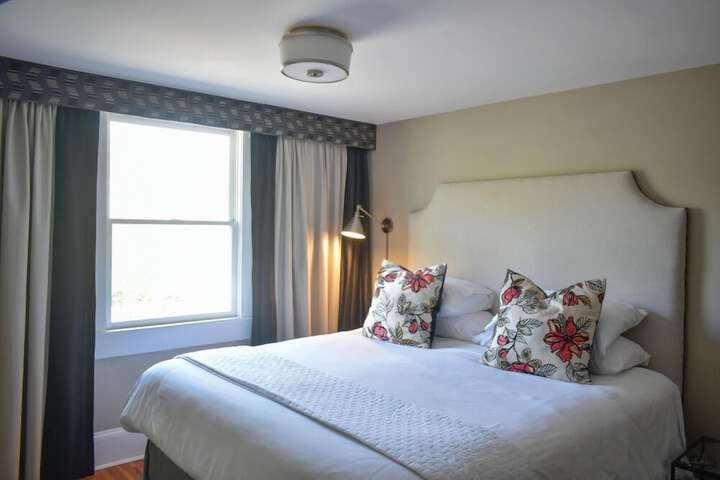 Room 14 of 43