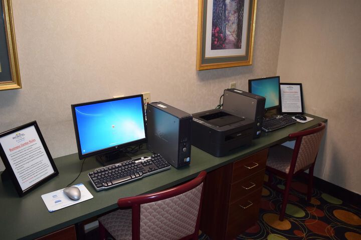 Business Center 42 of 43