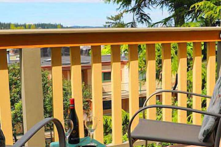 Sundeck 89 of 95