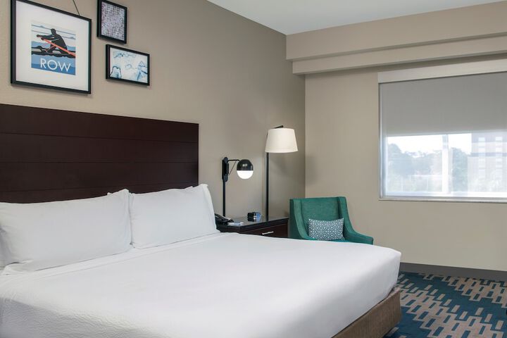 Room 15 of 29