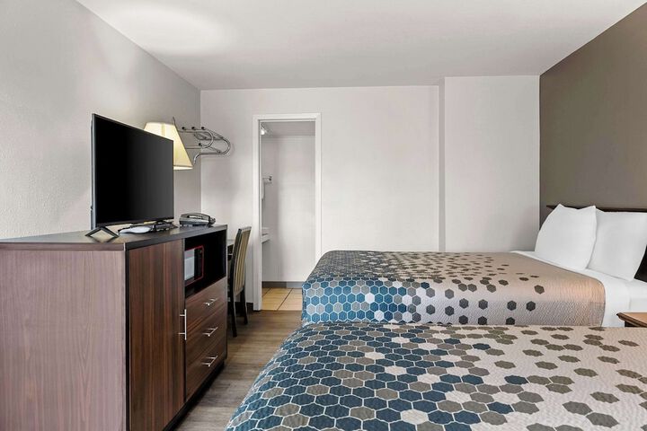 Room 11 of 45