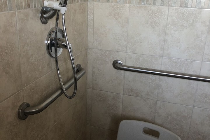 Room 16 of 48