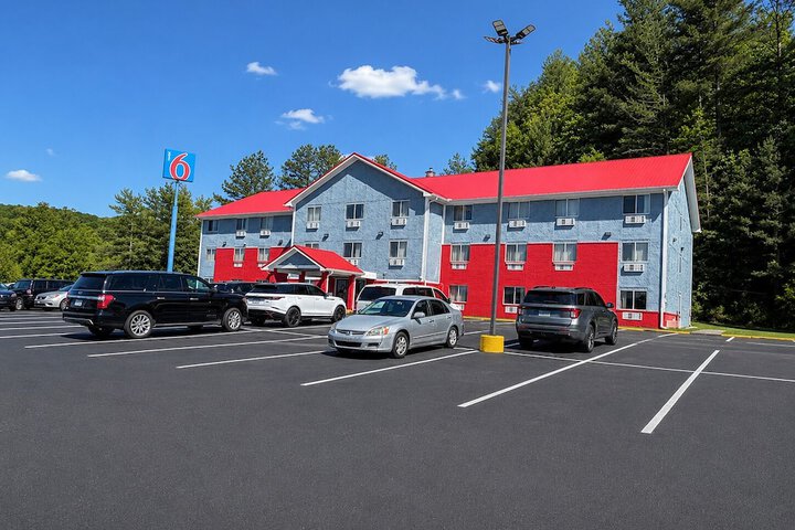 Motel 6 Morehead KY