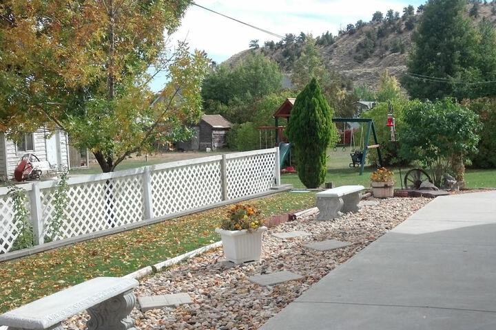 Property Grounds 51 of 54