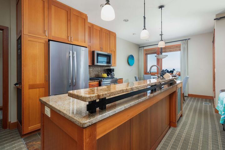Headlands Coastal Lodge & Spa