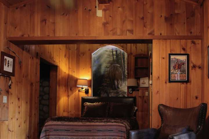 Room 73 of 144