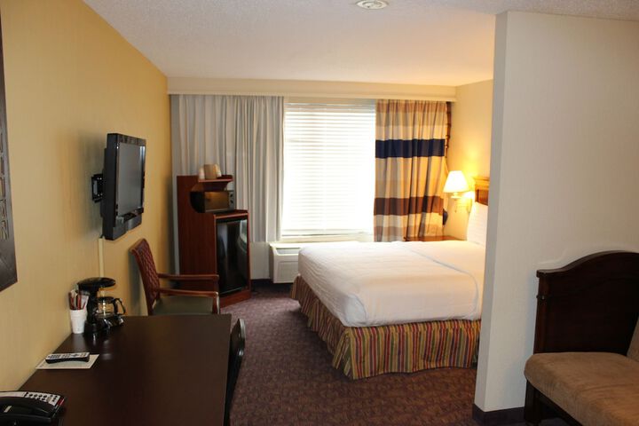 Room 11 of 41