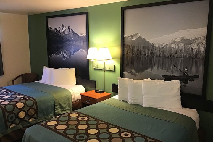 Room 34 of 43