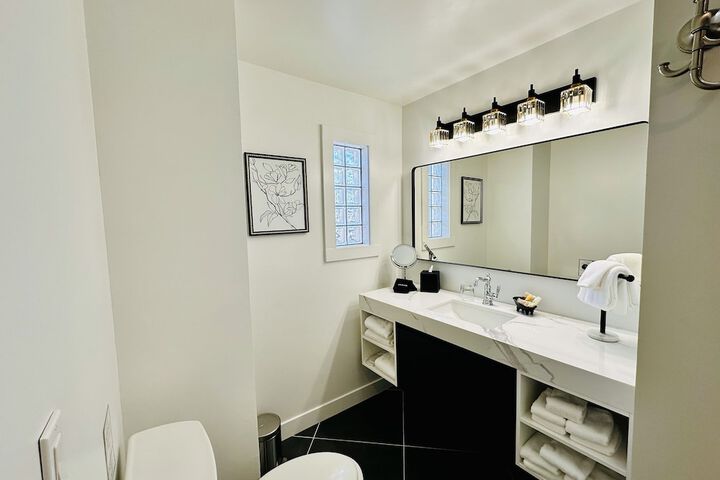 Bespoke Inn Flagstaff