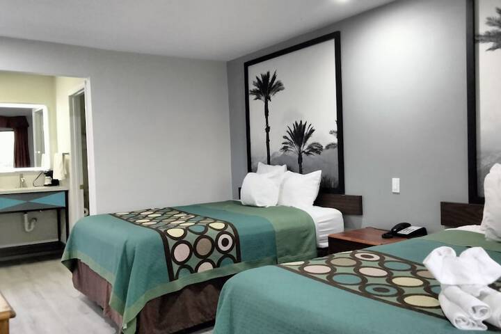 Room 30 of 36