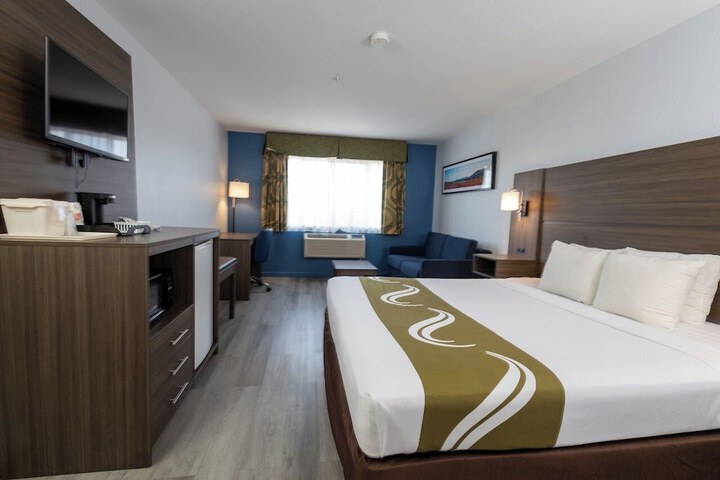 Room 20 of 27