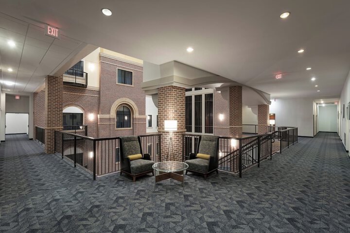 Courtyard by Marriott Wichita at Old Town
