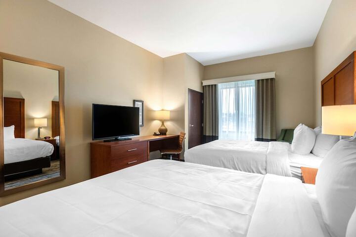 Comfort Inn and Suites Ames near ISU Campus