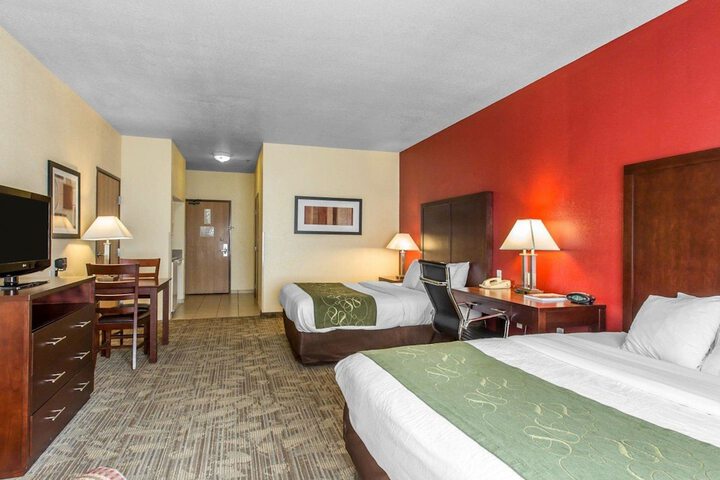 Room 18 of 26
