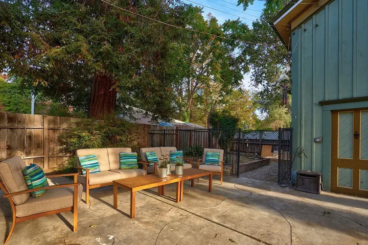 New Listing! Mountain-view Hideaway W / Hot Tub 4 Bedroom Home