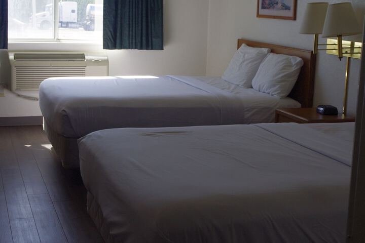 Room 34 of 42