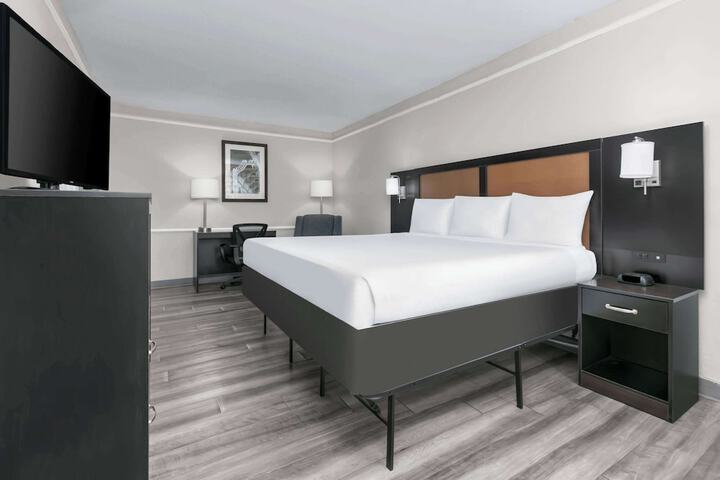 Room 21 of 44