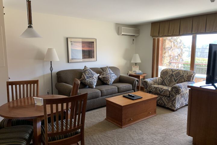 Room 16 of 42