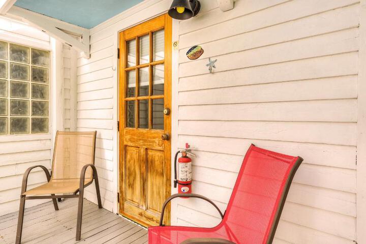 Key West Harbor Inn - Adults Only