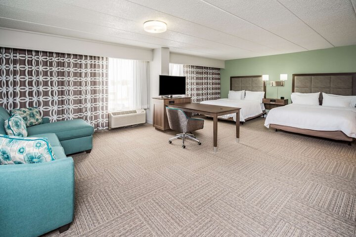 Room 14 of 25