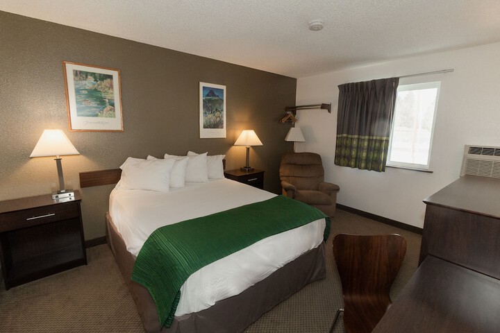 Room 15 of 15