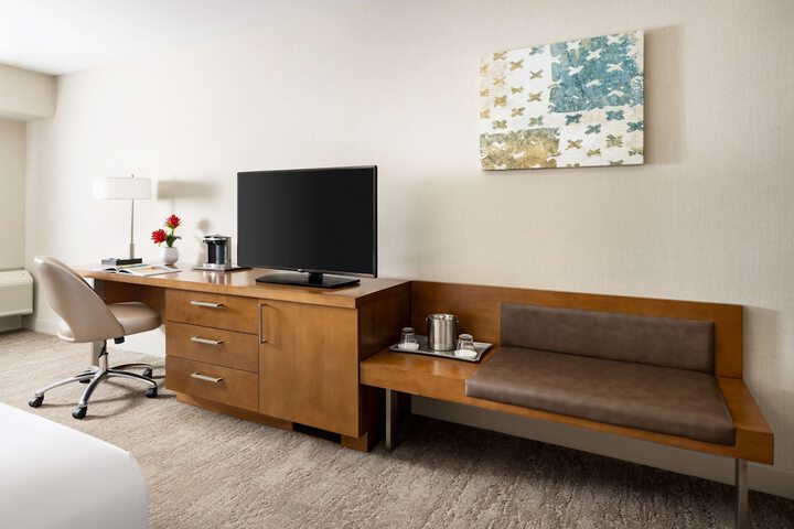 Room 34 of 67