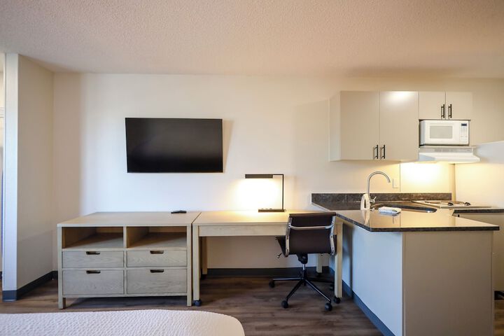 Extended Stay America Suites Cleveland Beachwood Orange Pl S