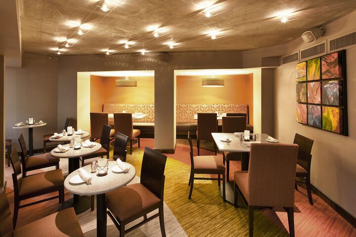 Dining 59 of 71
