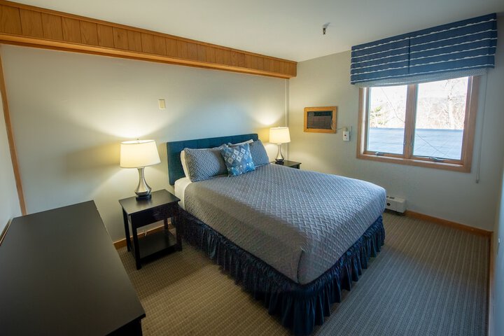 Sugarloaf Inn